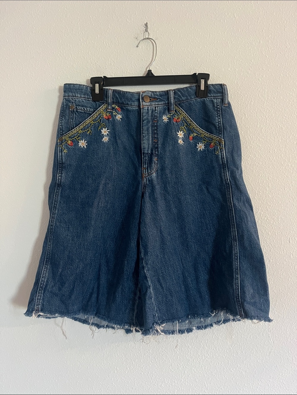 ANTHROPOLOGE Pilcro High-Waist Embroidered Denim Bermuda Shorts - Picture 2 of 5
